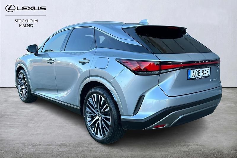 Begagnad Lexus RX450h+ 2025 Silver