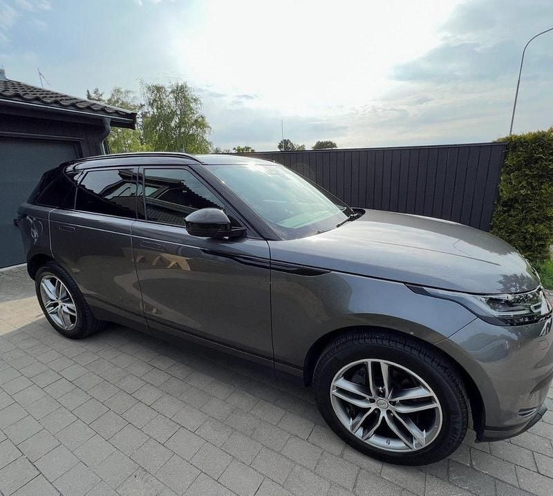 Grå Begagnad 2019 Land Rover Range Rover Velar S SUV | 379 000 kr (Marknadspris) - Bild 1/4