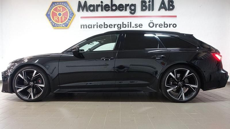 Svart Begagnad 2020 Audi RS6 Kombi | 1 029 900 kr (Marknadspris) - Bild 1/4