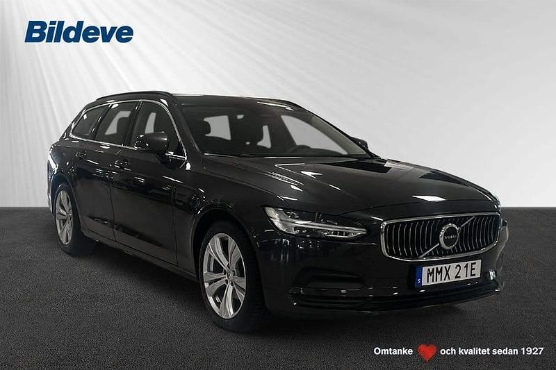 Grå Begagnad 2022 Volvo V90 Core Kombi | 309 900 kr (Bra pris) - Bild 1/4