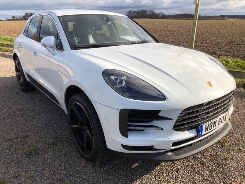 Vit Begagnad 2019 Porsche Macan S SUV | 599 000 kr (Lite dyr) - Bild 1/4