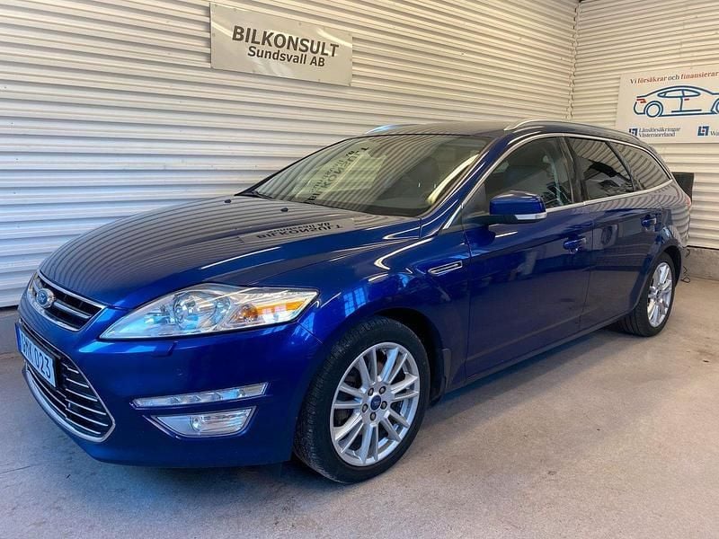 Blå Begagnad 2015 Ford Mondeo Business Edition Kombi | 98 000 kr (Marknadspris) - Bild 1/4