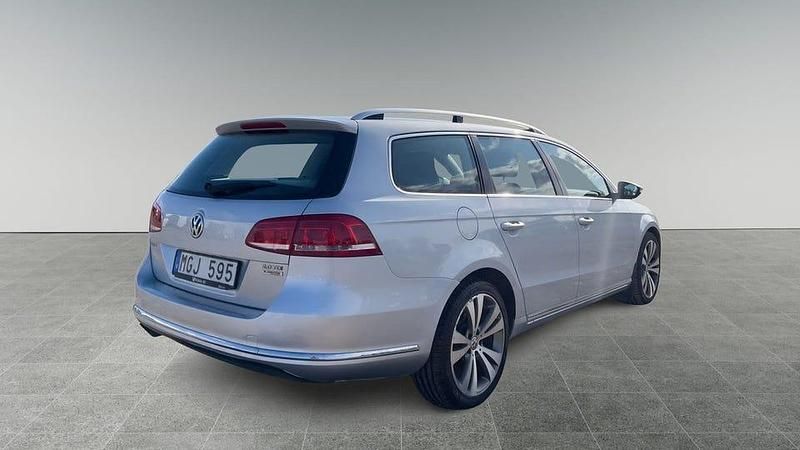 Begagnad VW Passat 170 HK (125 kW) 2011 Silver Kombi