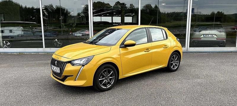 Gul Begagnad 2020 Peugeot 208 Active Halvkombi | 154 500 kr (Lite dyr) - Bild 1/4