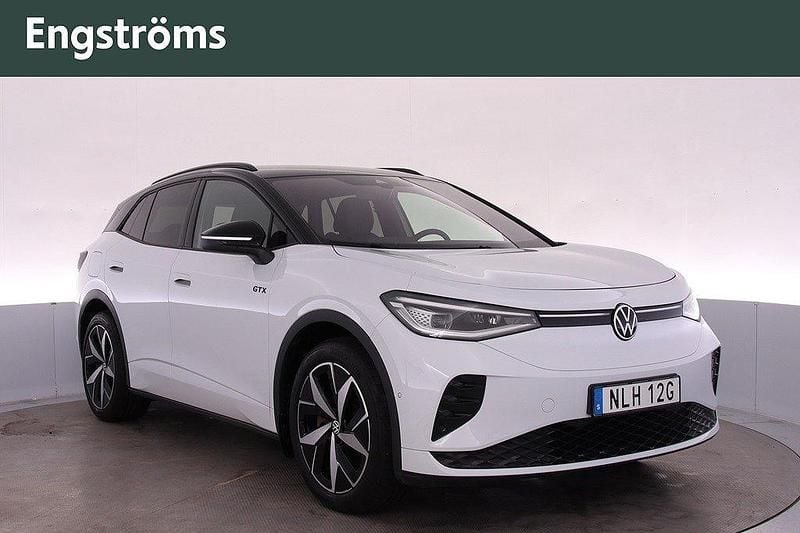 Vit (glacier white metallic bl) Begagnad 2023 VW ID.4 GTX SUV | 369 000 kr (Bra pris) - Bild 1/4