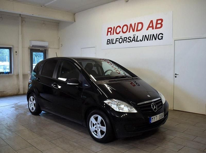 Svart Begagnad 2011 Mercedes A160 Classic Halvkombi | 44 900 kr (Dyr) - Bild 1/4