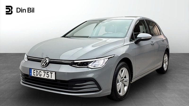 Grå (moonstone grey) Begagnad 2020 VW Golf VII Life Kombi | 229 900 kr (Marknadspris) - Bild 1/4