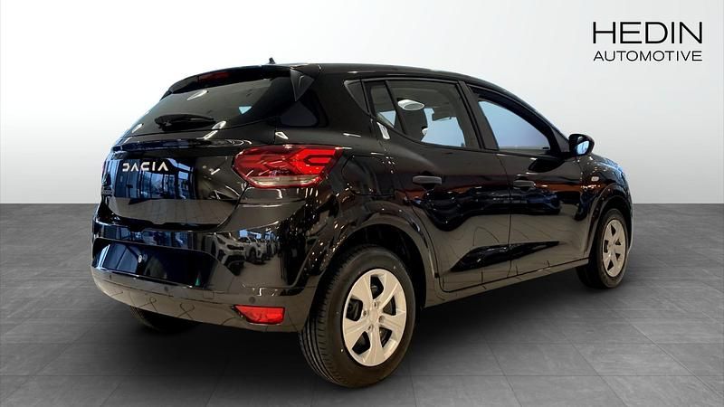 Begagnad Dacia Sandero Essentiel 92 HK (67 kW) 2025 Svart (black) Halvkombi