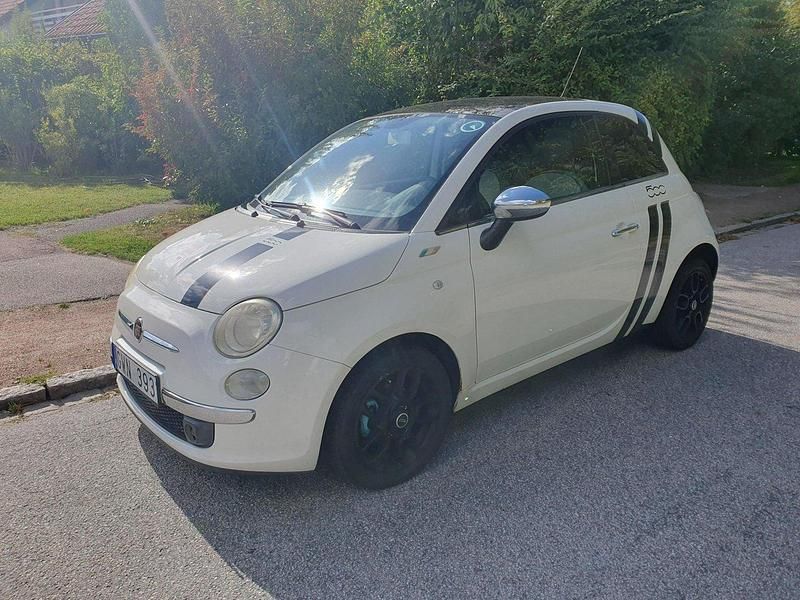 Vit Begagnad 2008 Fiat 500 Lounge Halvkombi | 43 000 kr - Bild 1/4