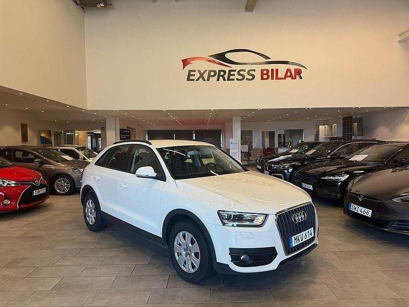 Vit Begagnad 2011 Audi Q3 Comfort SUV | 144 600 kr (Marknadspris) - Bild 1/4