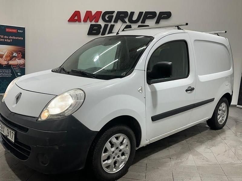 Vit Begagnad 2012 Renault Kangoo Minibuss | 34 900 kr (Dyr) - Bild 1/4