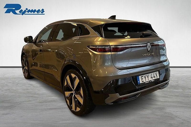 Begagnad Renault Mégane Techno 161 kW (220 HK) 2022 Grå Kombi