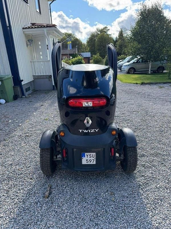 Begagnad Renault Twizy Urban 2018 Halvkombi