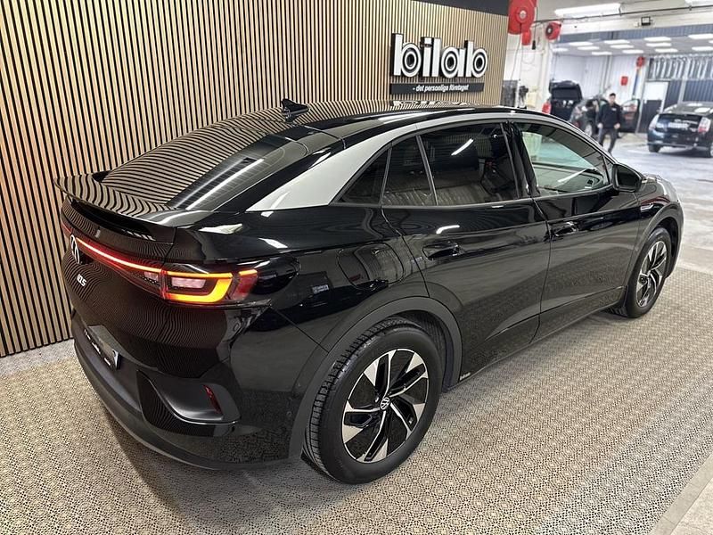 Begagnad VW ID.5 Pro Performance 150 kW (204 HK) 2022 Svart SUV
