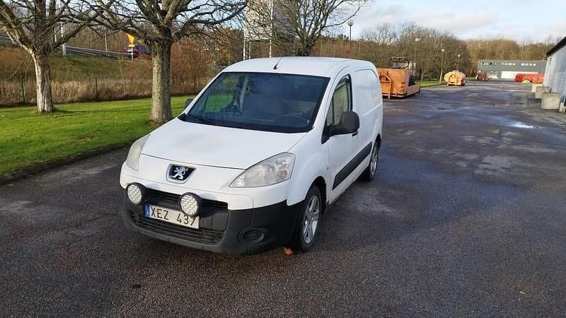 Begagnad 2012 Peugeot Partner Van | 29 900 kr (Superpris) - Bild 1/4