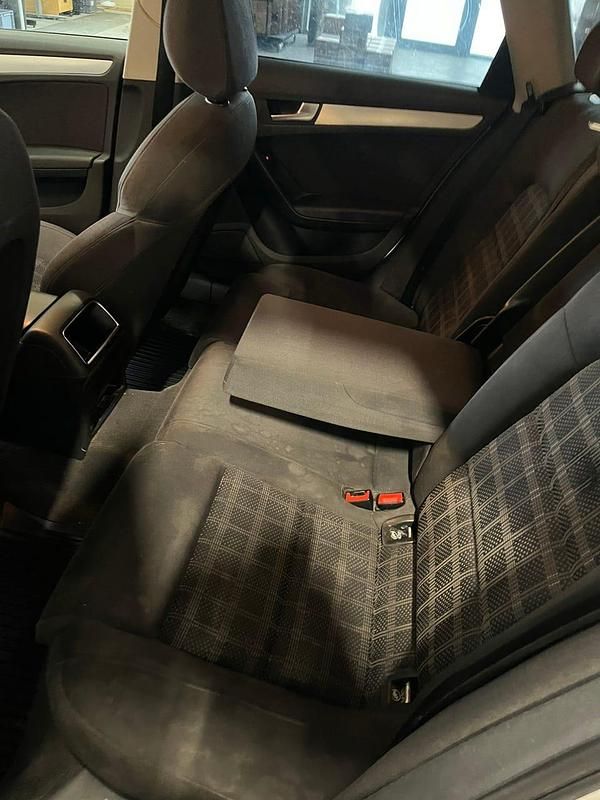 Begagnad Audi A4 Proline 143 HK (105 kW) 2011 Vit Kombi