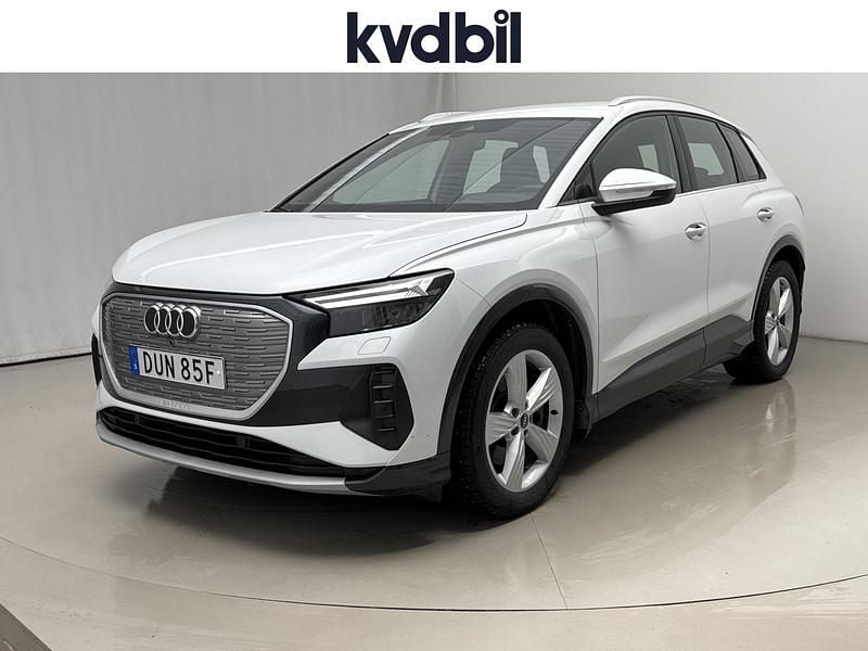 Vit Begagnad 2022 Audi Q4 e-tron Advanced SUV | 279 000 kr (Bra pris) - Bild 1/3