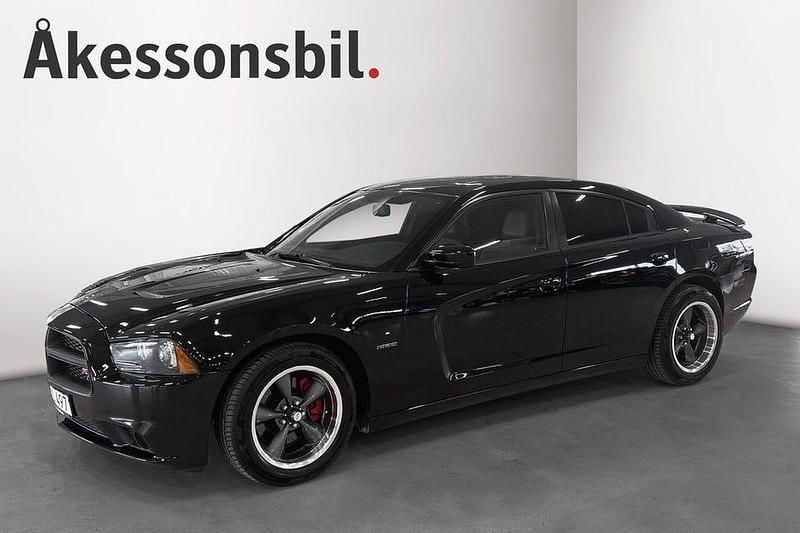 Svart Begagnad 2013 Dodge Charger Sedan | 199 000 kr - Bild 1/4
