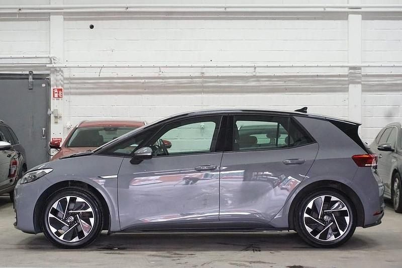 Begagnad VW ID.3 Pro Performance 150 kW (204 HK) 2022 Grå Halvkombi