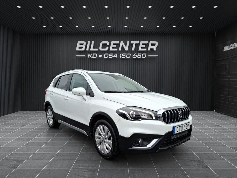 Vit Begagnad 2018 Suzuki SX4 S-Cross SUV | 149 900 kr (Marknadspris) - Bild 1/4