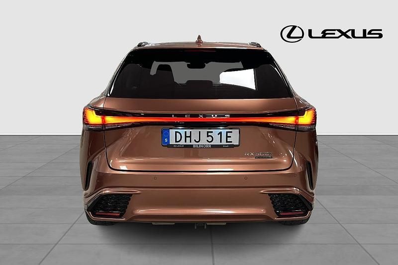 Begagnad Lexus RX500h Sport Line 375 HK (275 kW) 2023 Brun SUV