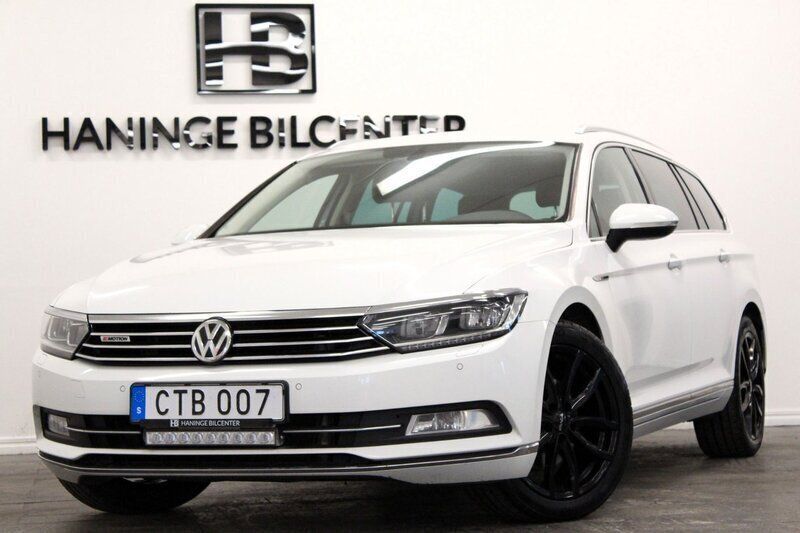 Vit Begagnad 2017 VW Passat GT Kombi | 179 900 kr (Marknadspris) - Bild 1/4