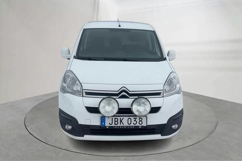 Begagnad Citroën Berlingo 100 HK (73 kW) 2015 Vit Minibuss