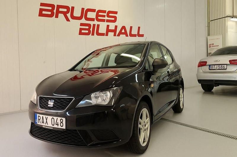 Begagnad Seat Ibiza 70 HK (51 kW) 2013 Svart Halvkombi