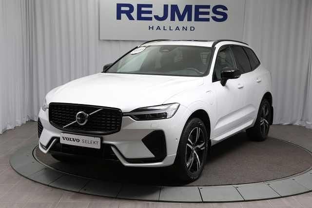 Vit Begagnad 2021 Volvo XC60 R-Design SUV | 479 500 kr (Lite dyr) - Bild 1/4