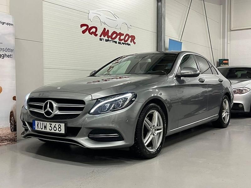 Silver Begagnad 2015 Mercedes C220 Avantgarde Sedan | 149 900 kr (Marknadspris) - Bild 1/4