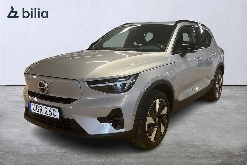Silver Begagnad 2024 Volvo EX40 Plus SUV | 489 900 kr - Bild 1/3