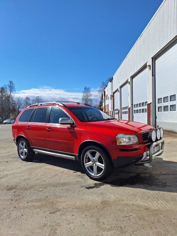 Röd Begagnad 2009 Volvo XC90 R-Design SUV | 85 000 kr (Lite dyr) - Bild 1/4