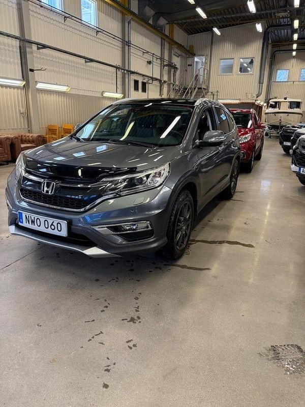 Begagnad Honda CR-V Executive 155 HK (114 kW) 2015 Mörkgrå SUV