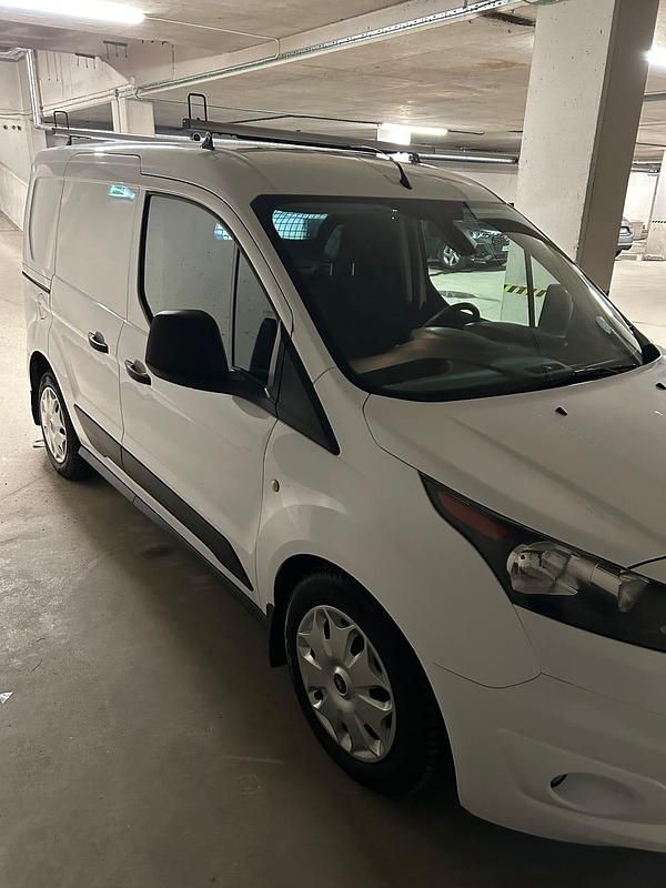 Begagnad Ford Transit Connect 120 HK (88 kW) 2016 Minibuss