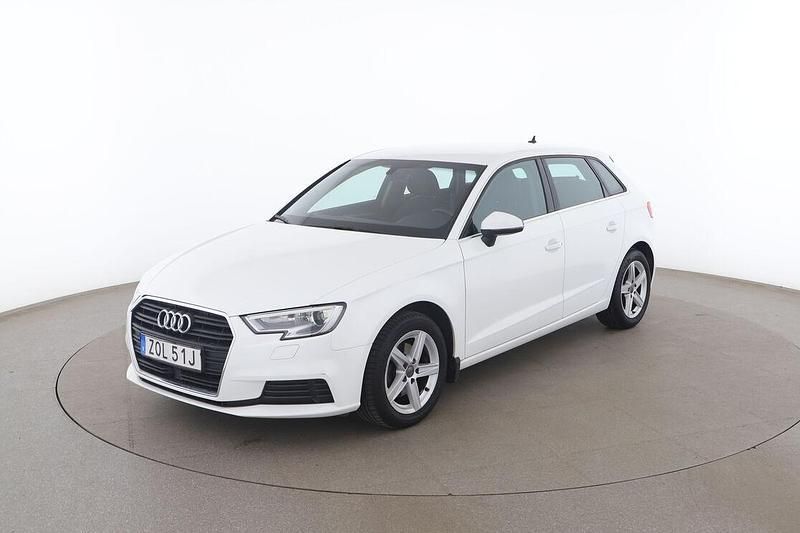 Vit Begagnad 2019 Audi A3 Proline | 194 000 kr (Bra pris) - Bild 1/3