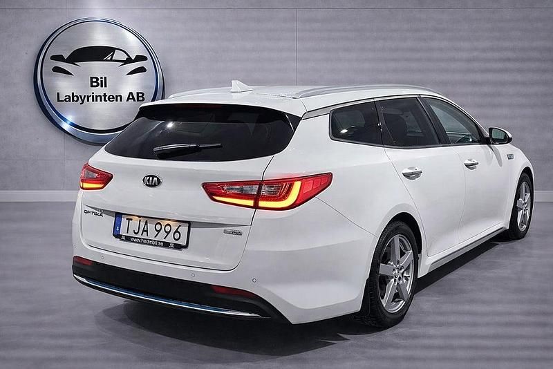Begagnad Kia Optima 205 HK (150 kW) 2018 Vit Kombi