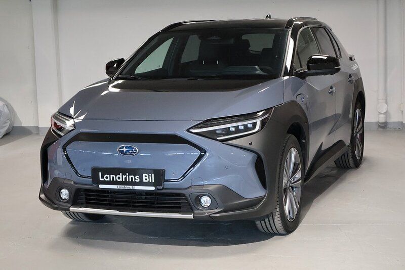 Grå (gråmetallic) Begagnad 2024 Subaru Solterra SUV | 489 000 kr (Superpris) - Bild 1/4