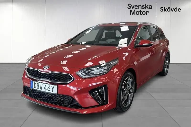 Röd Begagnad 2019 Kia Ceed Sportswagon GT-Line Kombi | 209 200 kr (Marknadspris) - Bild 1/4