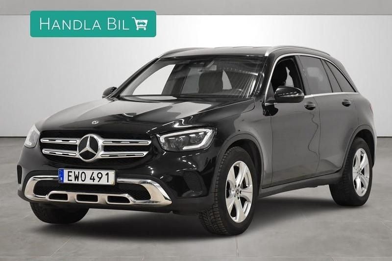 Svart Begagnad 2019 Mercedes GLC220 SUV | 359 900 kr (Bra pris) - Bild 1/4