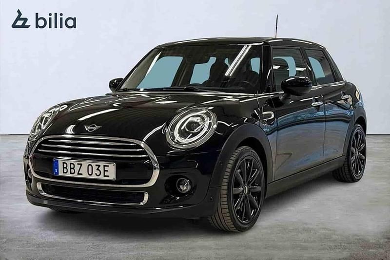 Begagnad Mini Cooper 2021 Svart Halvkombi