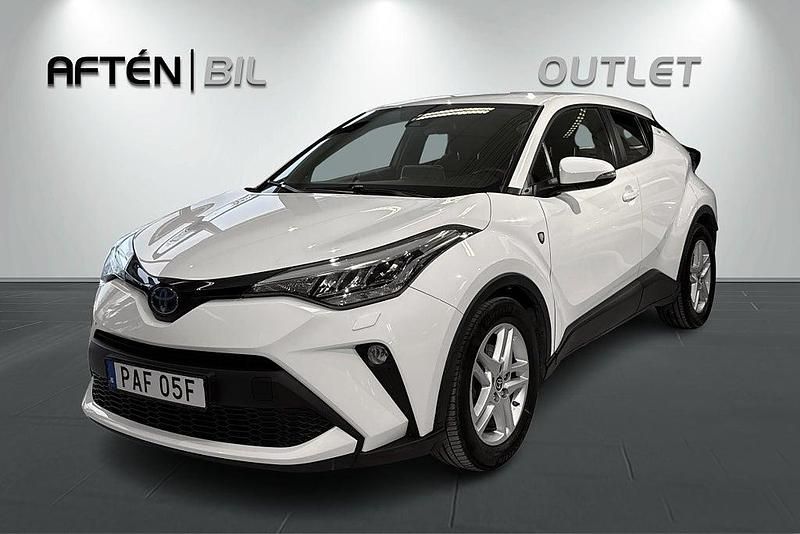Begagnad Toyota C-HR Active 122 HK (89 kW) 2022 Vit SUV