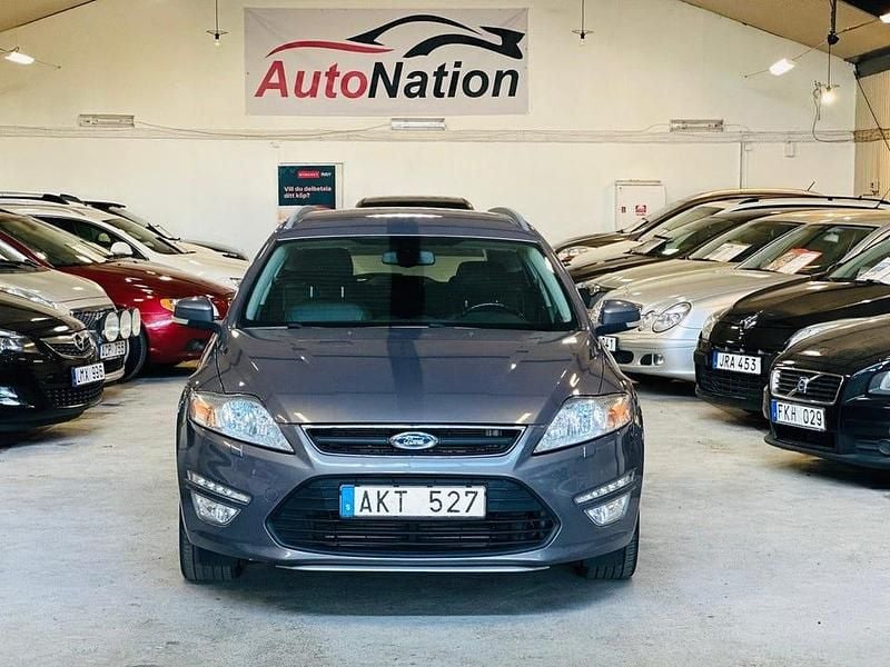 Begagnad Ford Mondeo Sport 160 HK (117 kW) 2014 Brun Kombi