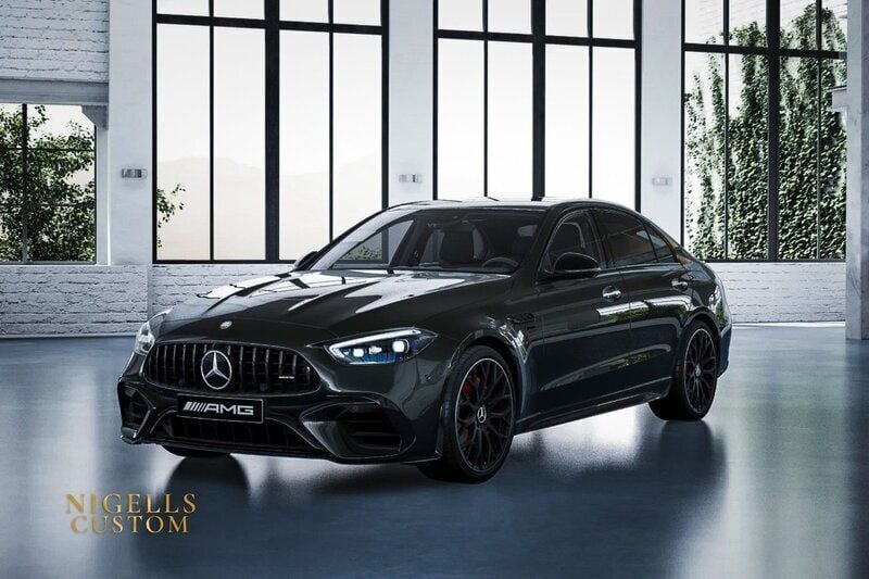 Begagnad 2024 Mercedes C63 S E Performance AMG Sedan | 1 089 000 kr - Bild 1/4