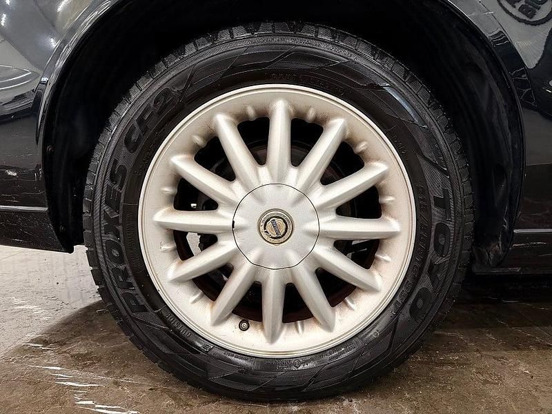 Begagnad Chrysler Sebring Cabriolet 203 HK (149 kW) 2004 Svart Cab