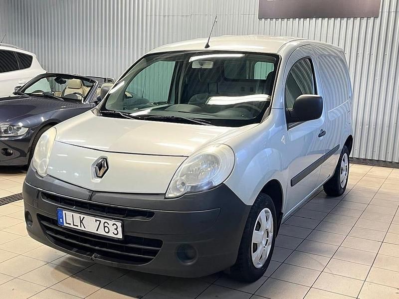 Begagnad Renault Kangoo 86 HK (63 kW) 2009 Silver Van