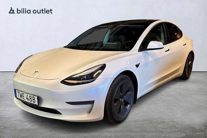 Vit Begagnad 2021 Tesla Model 3 Long Range Sedan | 254 900 kr (Marknadspris) - Bild 1/3