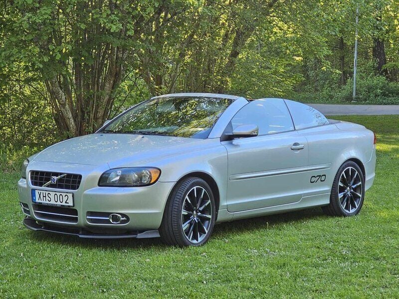 Silver Begagnad 2006 Volvo C70 Summum Cab | 65 500 kr (Marknadspris) - Bild 1/3