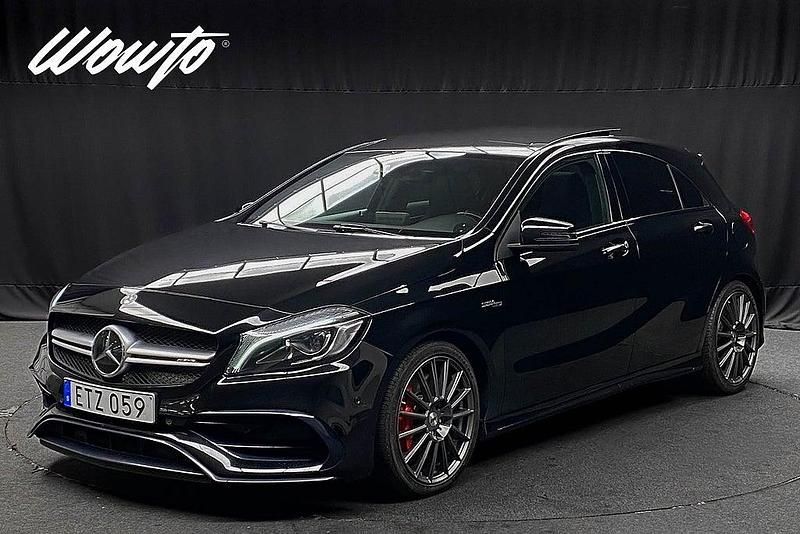 Svart Begagnad 2017 Mercedes A45 AMG AMG Halvkombi | 299 800 kr (Marknadspris) - Bild 1/3