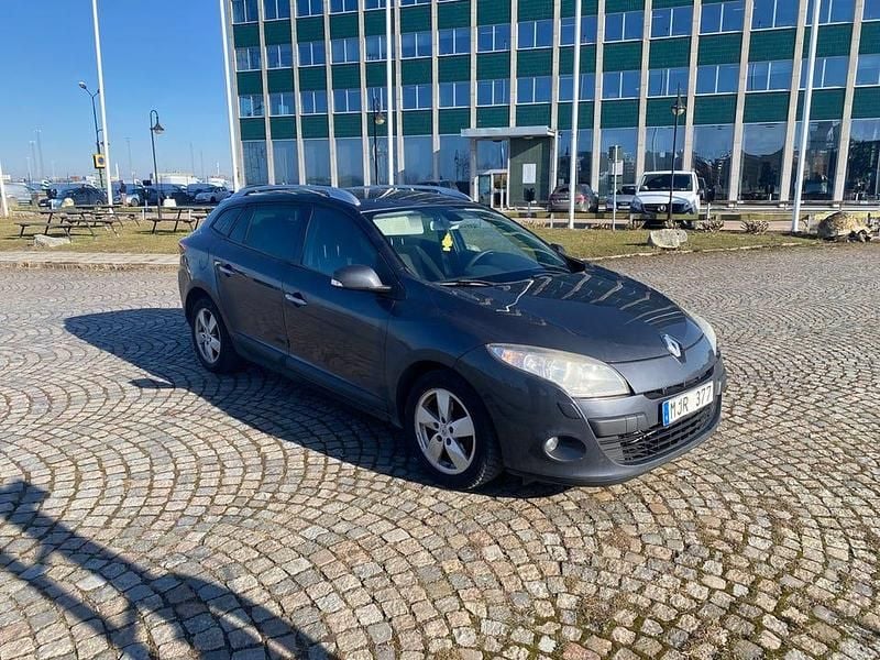 Begagnad Renault Mégane III 110 HK (80 kW) 2011