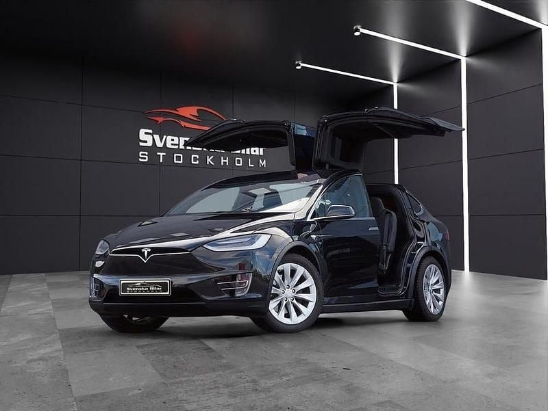 Begagnad Tesla Model X 386 kW (525 HK) 2017 Svart SUV